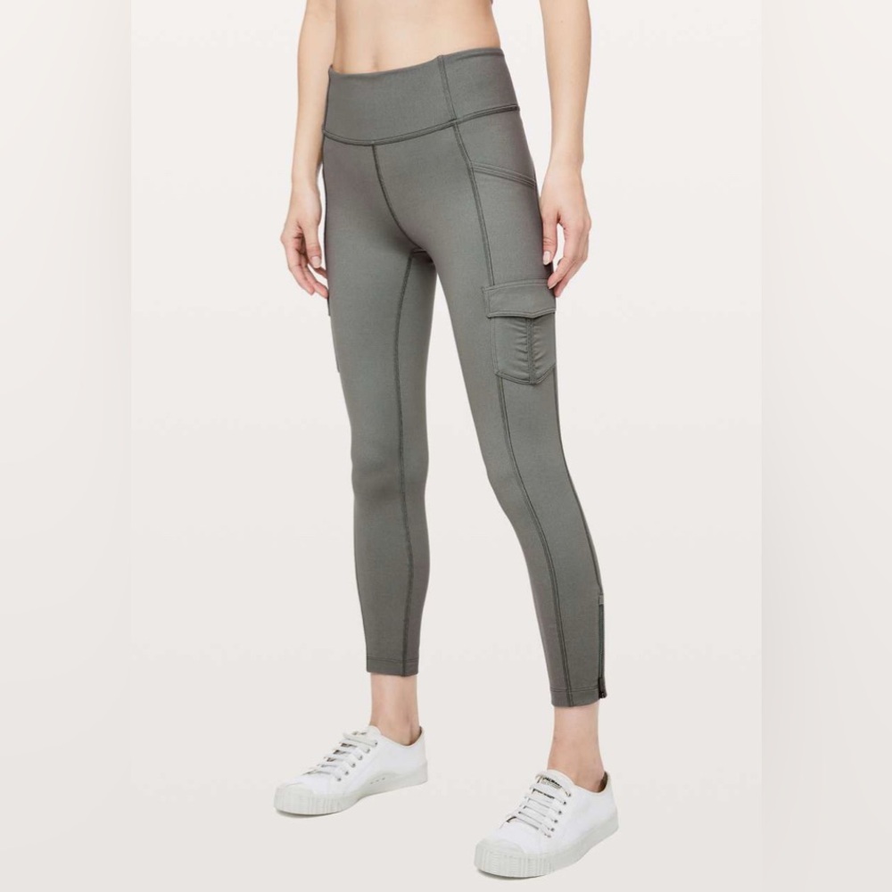 Lululemon Scenic Route Leggings in EUC - Picture 2 of 16